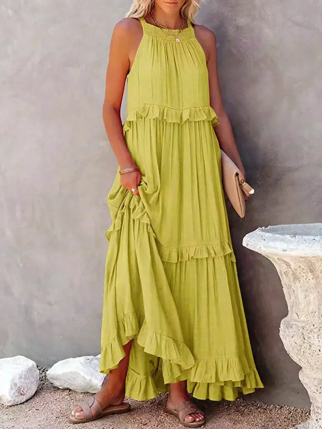 Sara Labins - Vestido Maxi con Volantes y Cuello Halter