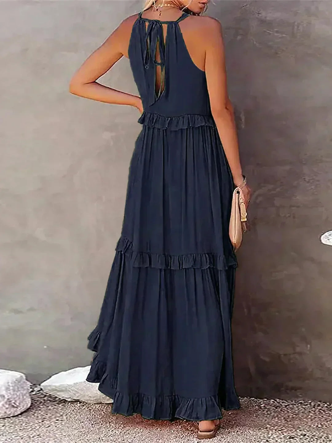 Sara Labins - Vestido Maxi con Volantes y Cuello Halter