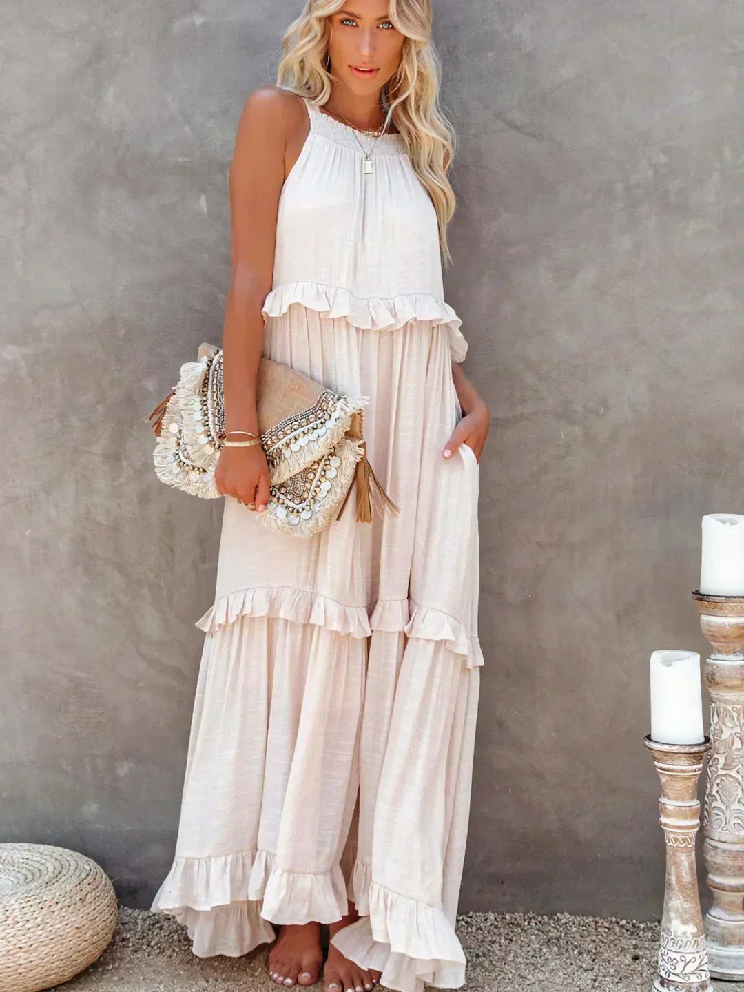 Sara Labins - Vestido Maxi con Volantes y Cuello Halter