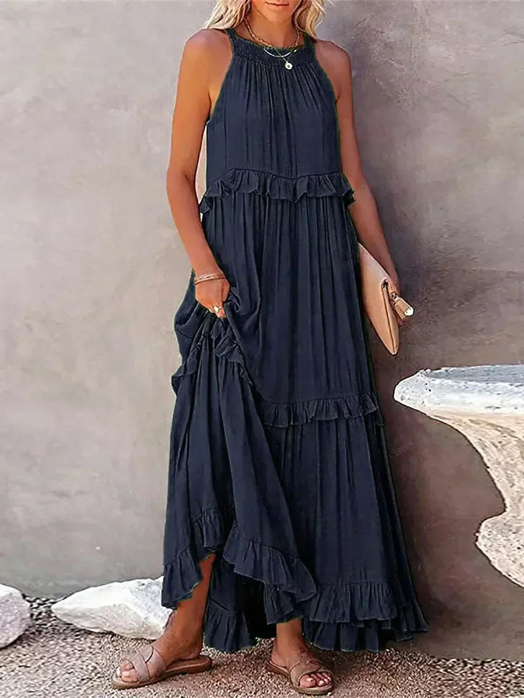 Sara Labins - Vestido Maxi con Volantes y Cuello Halter