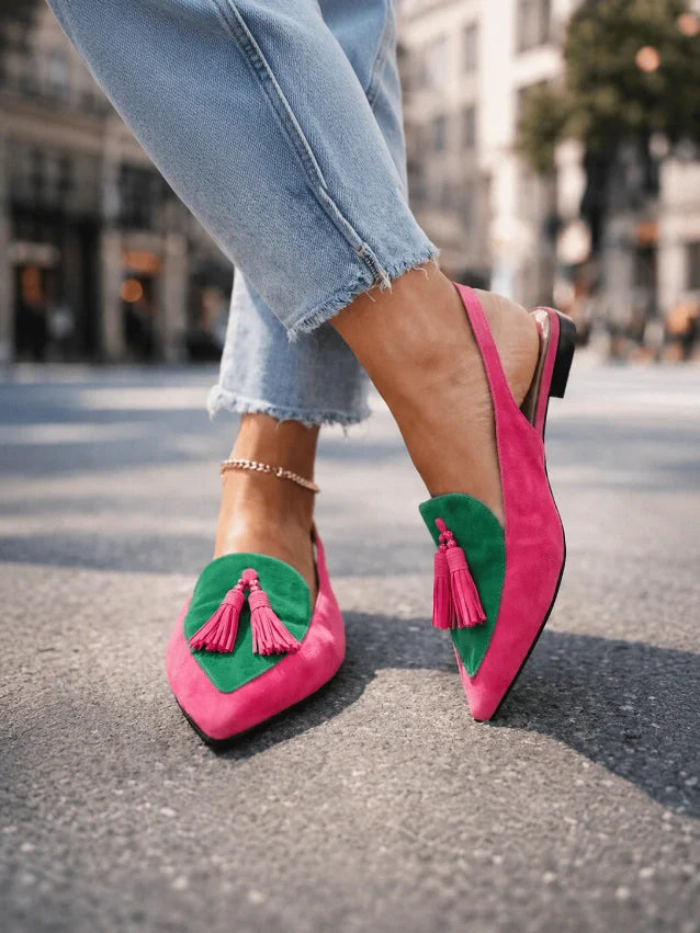 Lorena Sandalias con Tiras y Borlas