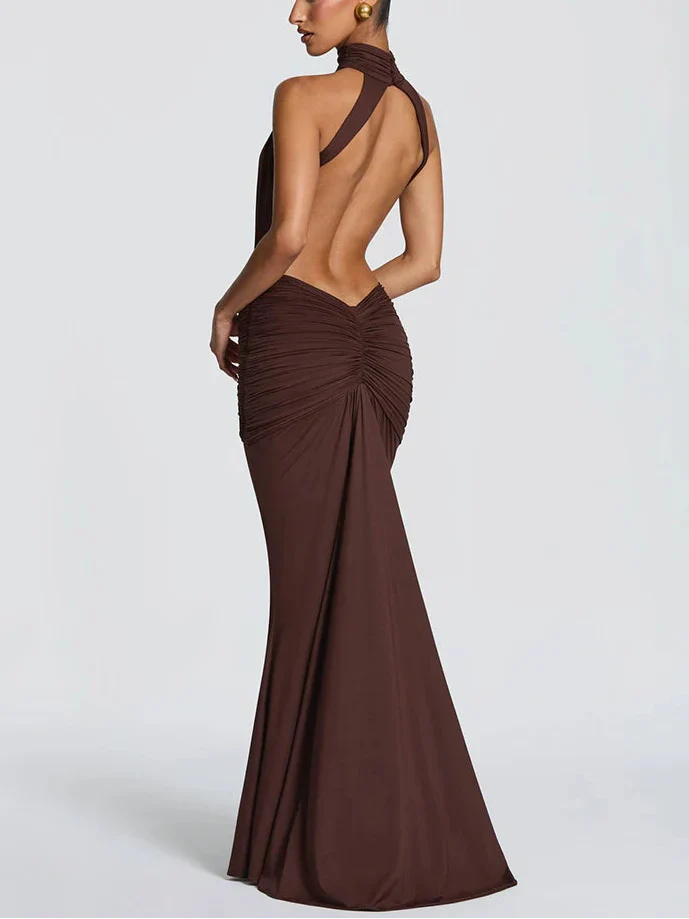 Vestido Maxi de Cuello Alto con Espalda Descubierta