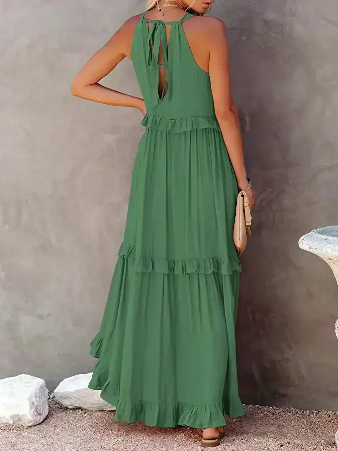 Sara Labins - Vestido Maxi con Volantes y Cuello Halter